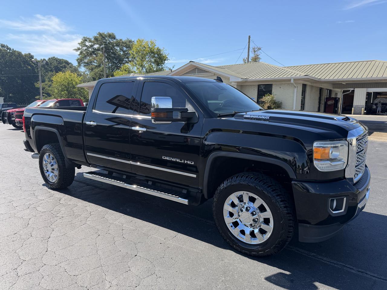 GMC Sierra 2500HD 4WD Crew Cab 153.7" Denali 2018
