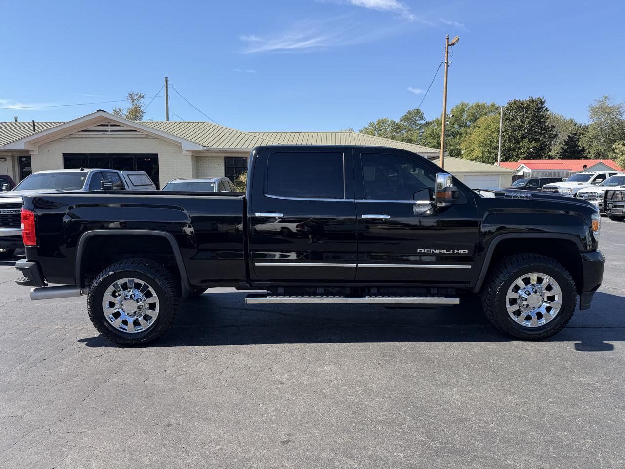 GMC Sierra 2500HD 4WD Crew Cab 153.7" Denali 2018