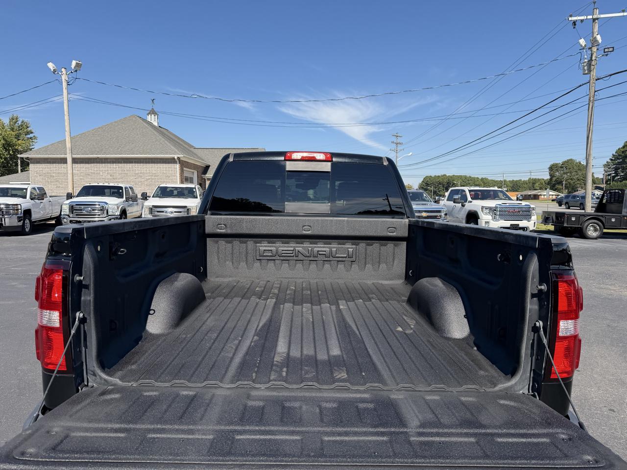 GMC Sierra 2500HD 4WD Crew Cab 153.7" Denali 2018