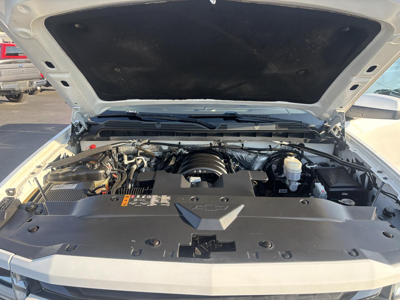 Chevrolet Silverado 1500 4WD Crew Cab 143.5" LT w/2LT 2018