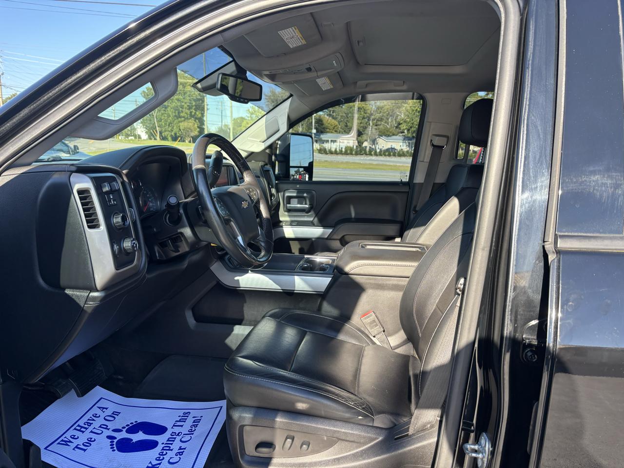 Chevrolet Silverado 2500HD 4WD Crew Cab 153" LTZ 2018