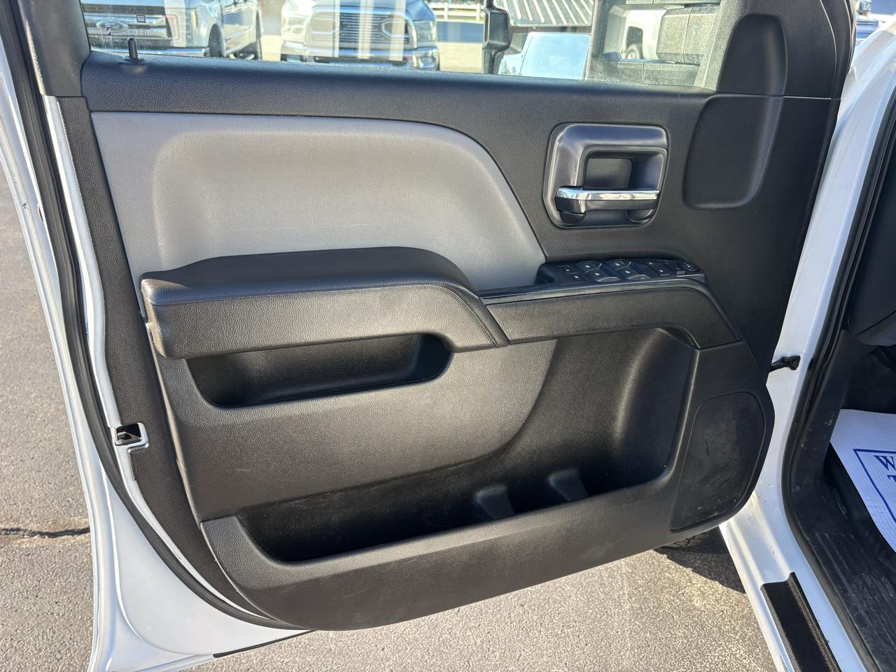 Chevrolet Silverado 3500HD 4WD Crew Cab 171.5" WB, 59.06" CA WT 2018
