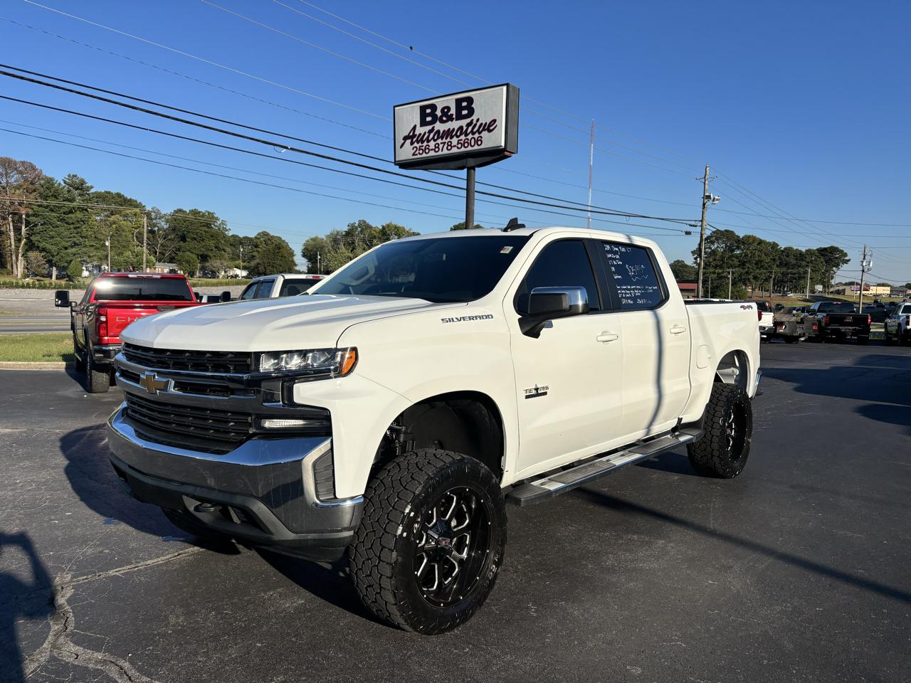 Chevrolet Silverado 1500 4WD Crew Cab 147" LT 2019