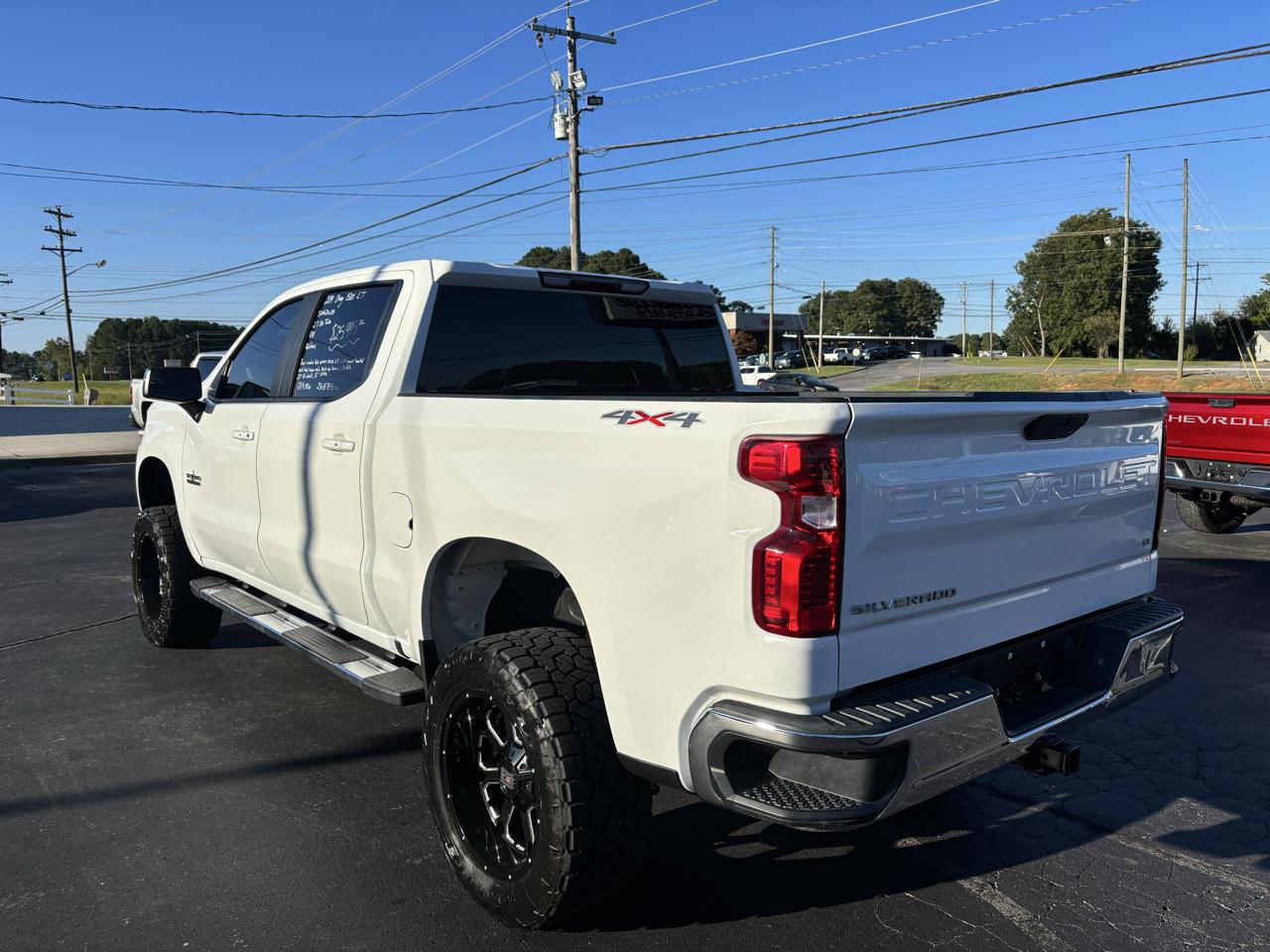 Chevrolet Silverado 1500 4WD Crew Cab 147" LT 2019