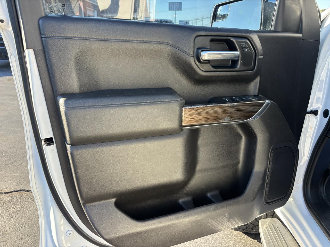 Chevrolet Silverado 1500 4WD Crew Cab 147" LT 2019