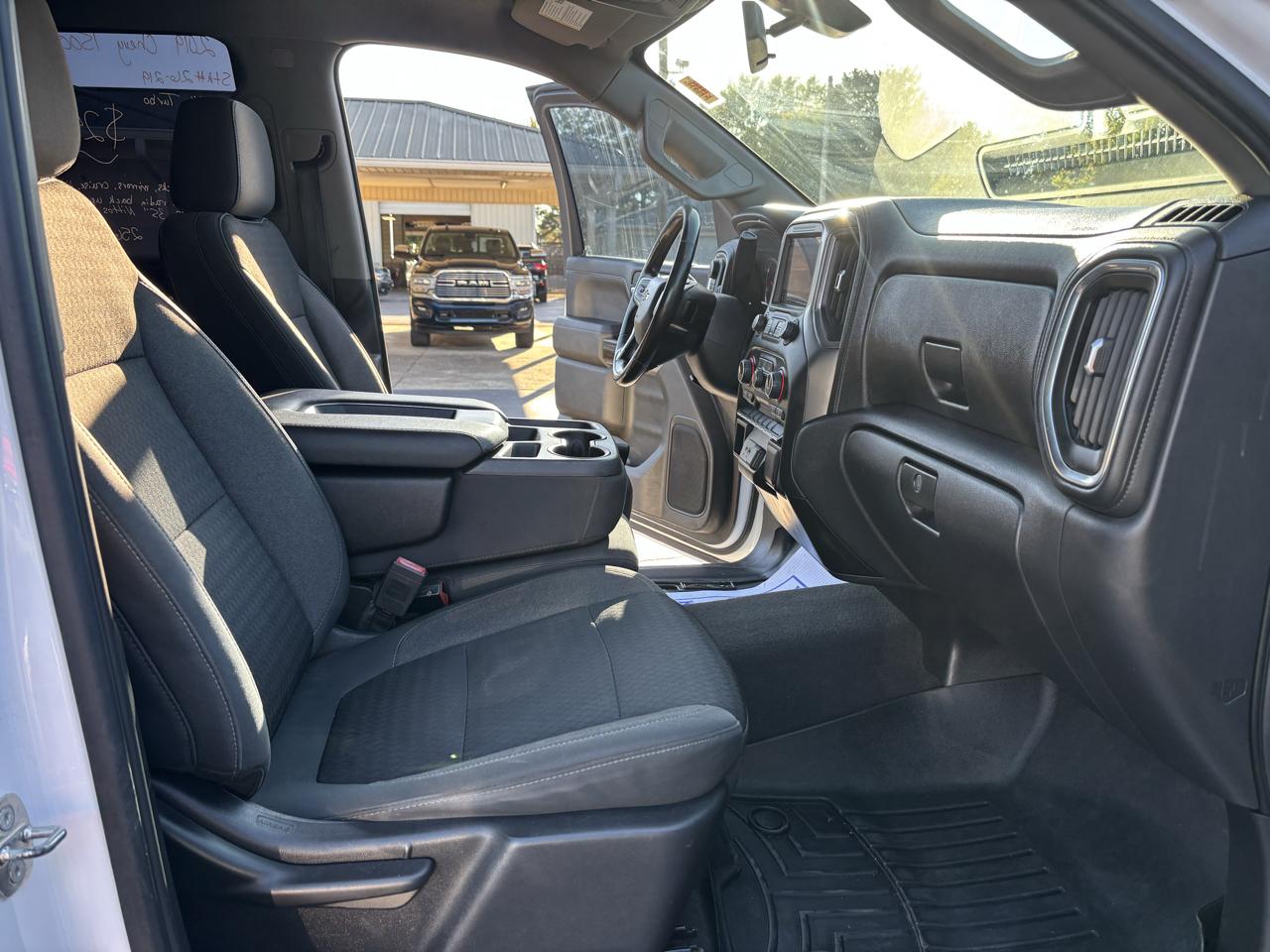 Chevrolet Silverado 1500 4WD Crew Cab 147" LT 2019