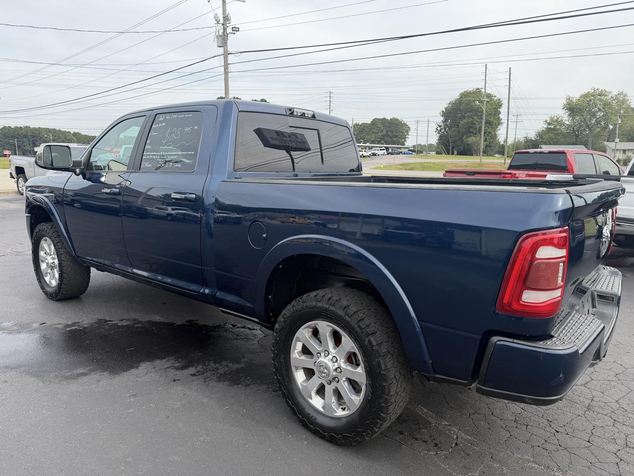 RAM 2500 Laramie 4x4 Crew Cab 6'4" Box 2021