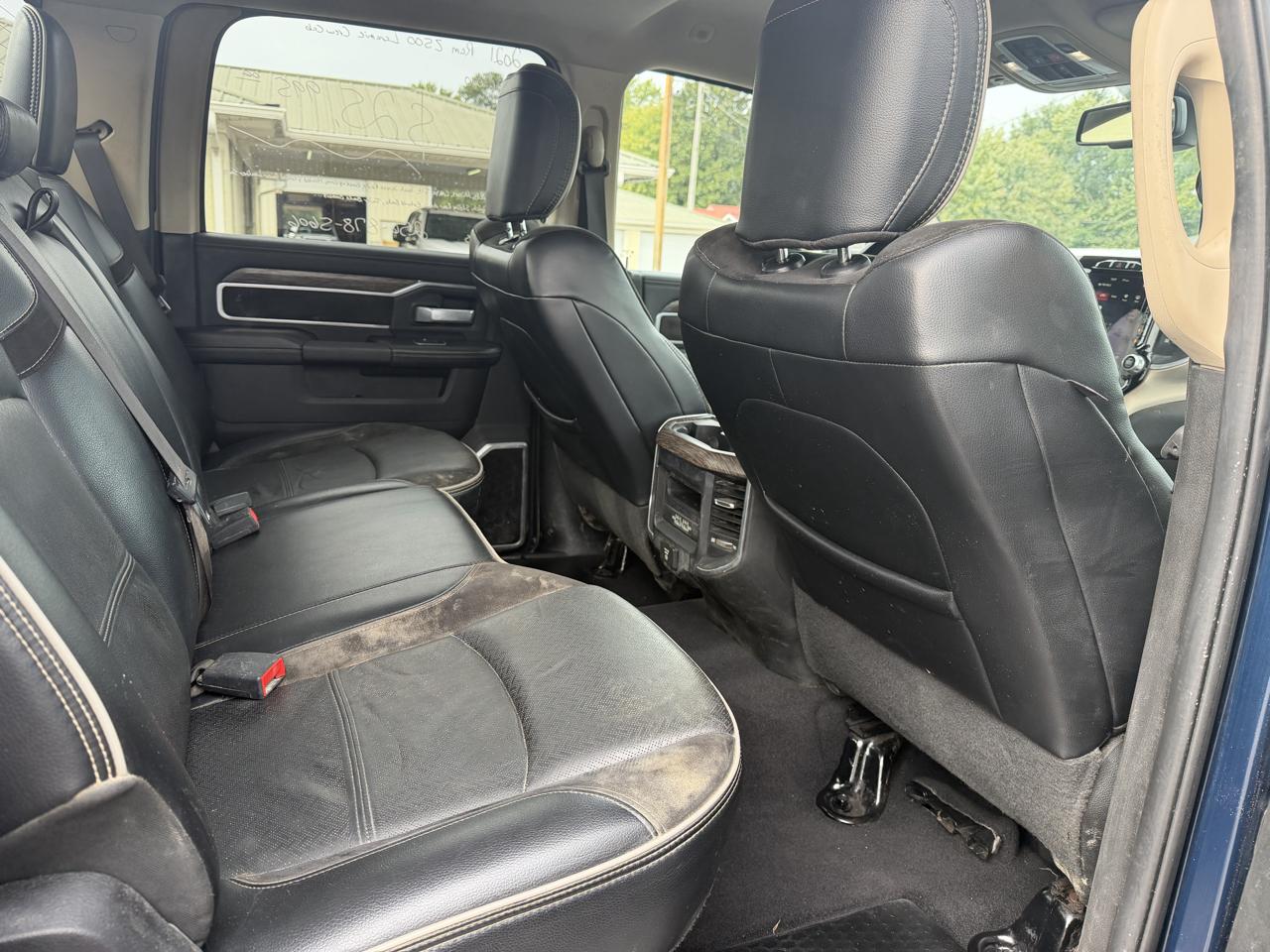 RAM 2500 Laramie 4x4 Crew Cab 6'4" Box 2021