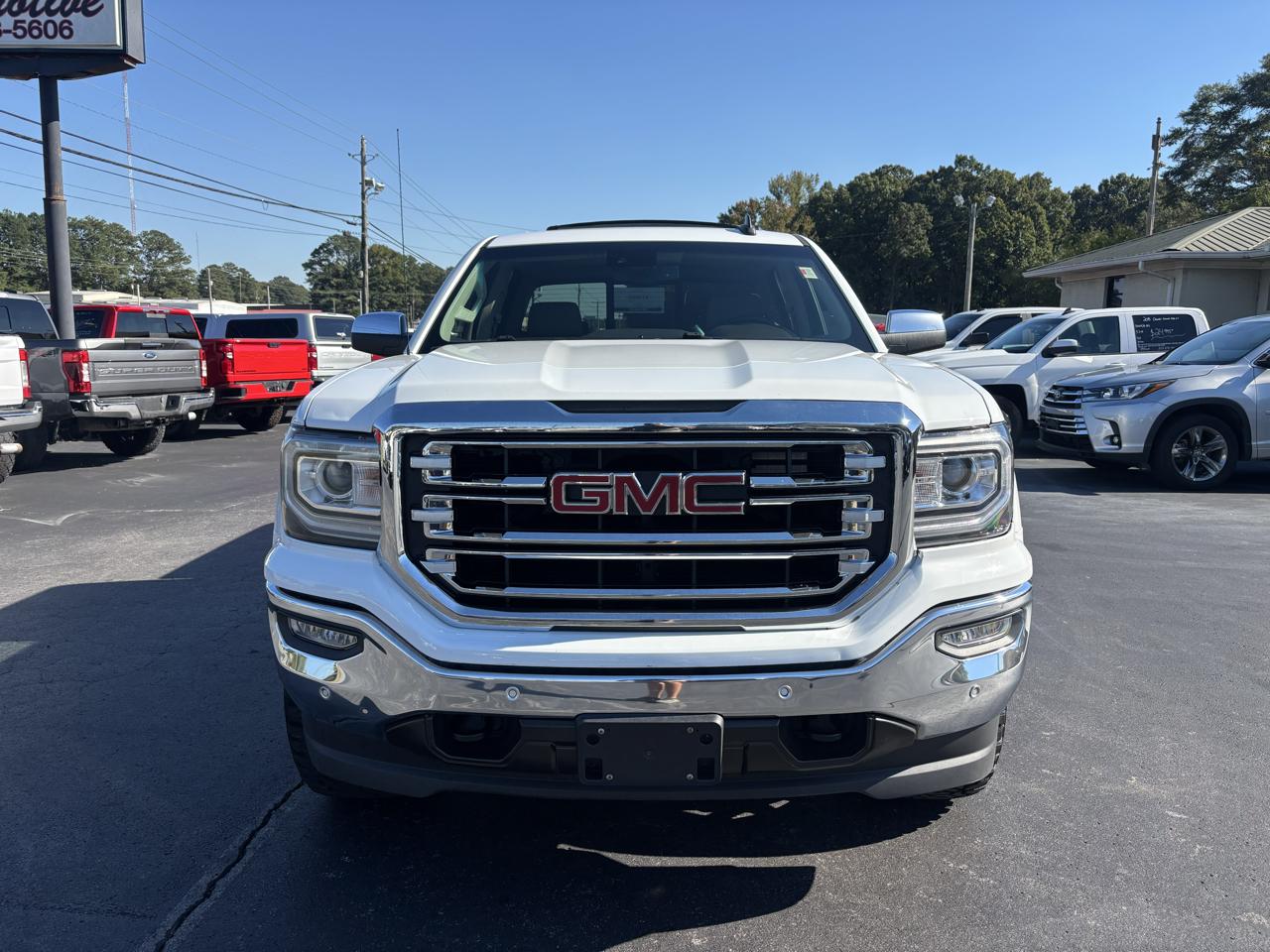 GMC Sierra 1500 4WD Crew Cab 143.5" SLT 2018
