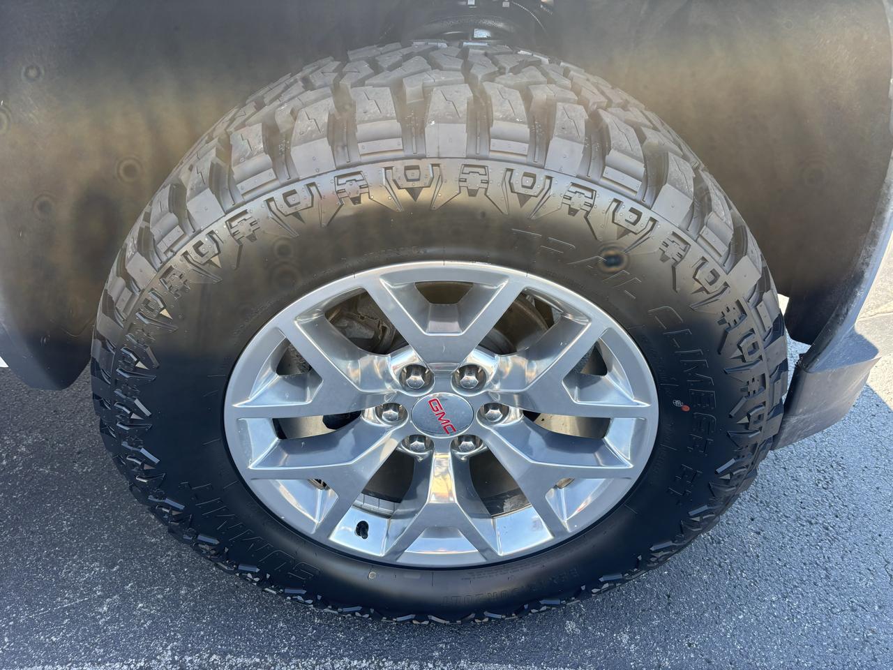GMC Sierra 1500 4WD Crew Cab 143.5" SLT 2018