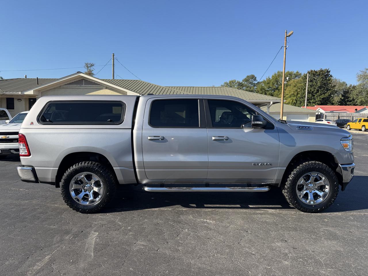 RAM 1500 Lone Star 4x4 Crew Cab 5'7" Box 2022