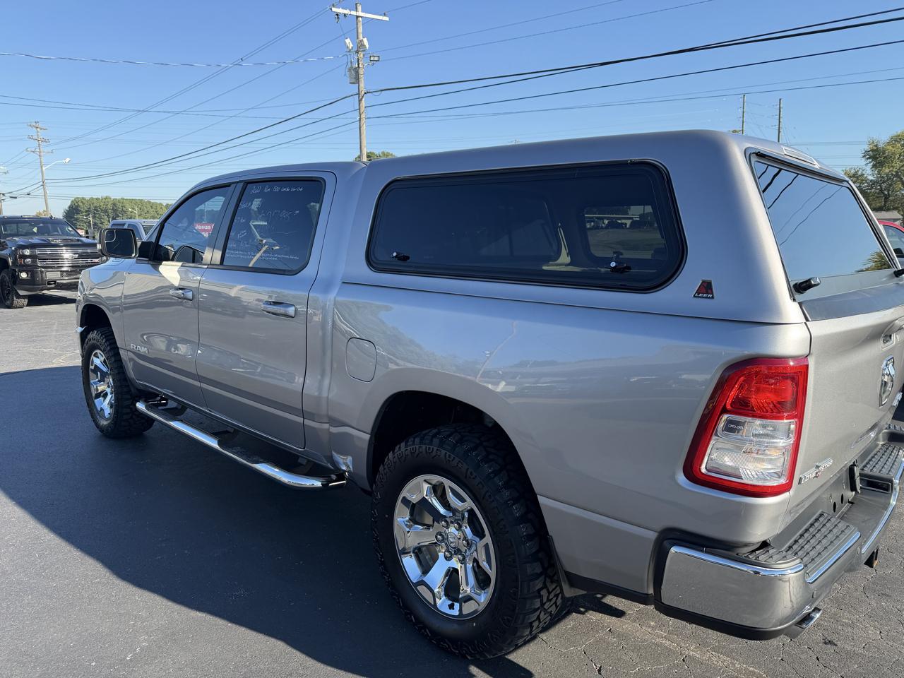 RAM 1500 Lone Star 4x4 Crew Cab 5'7" Box 2022