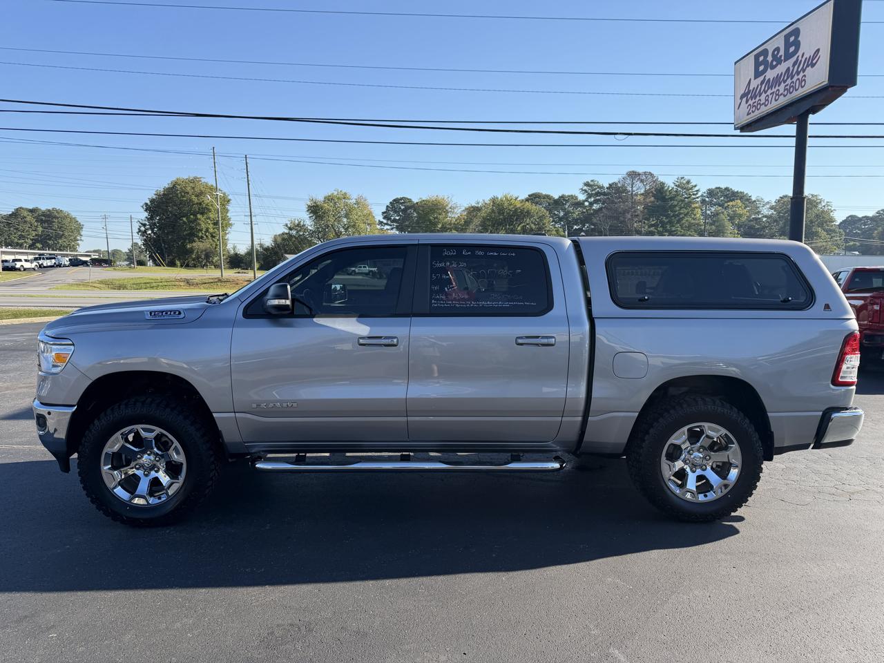 RAM 1500 Lone Star 4x4 Crew Cab 5'7" Box 2022