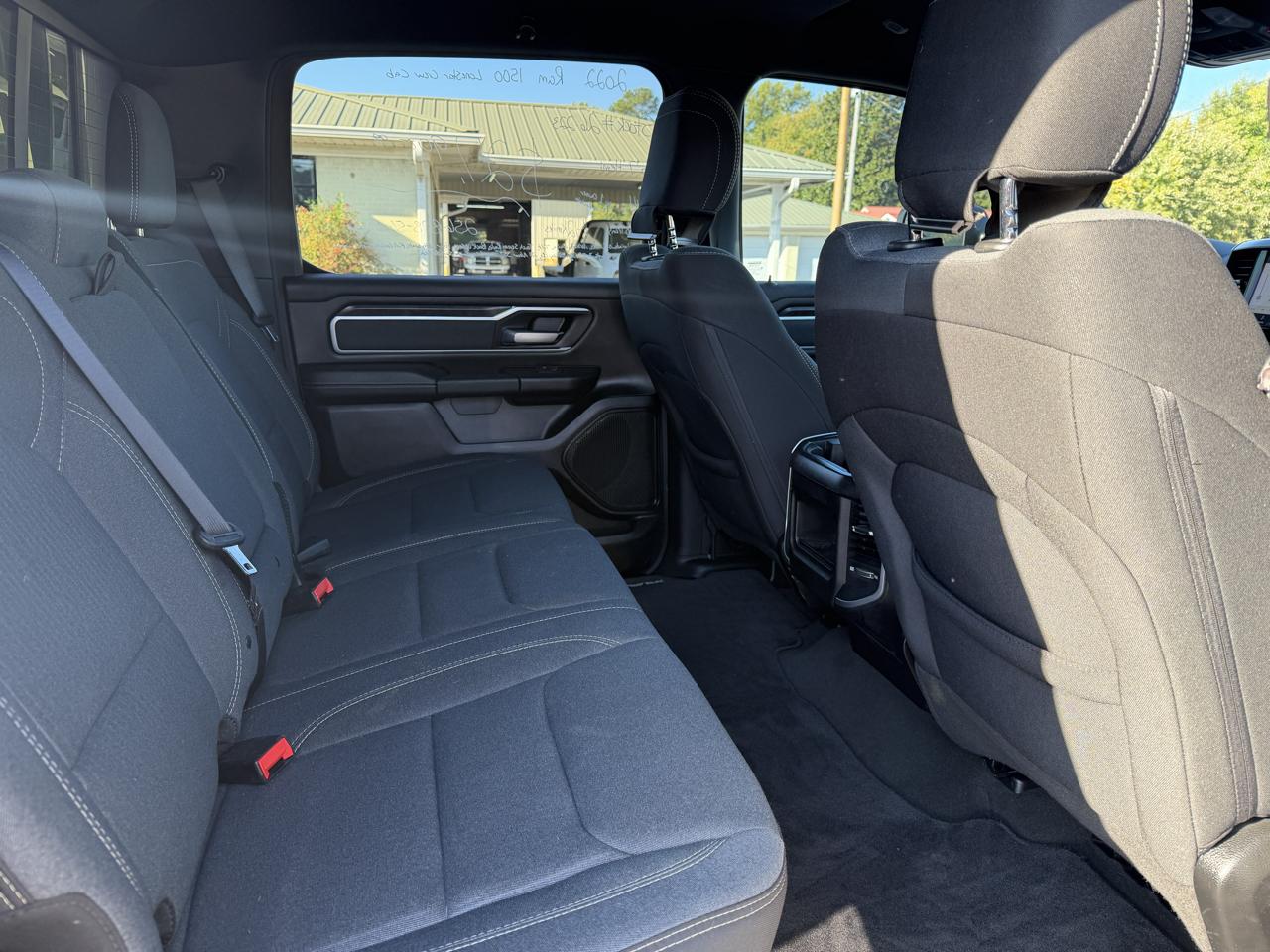 RAM 1500 Lone Star 4x4 Crew Cab 5'7" Box 2022