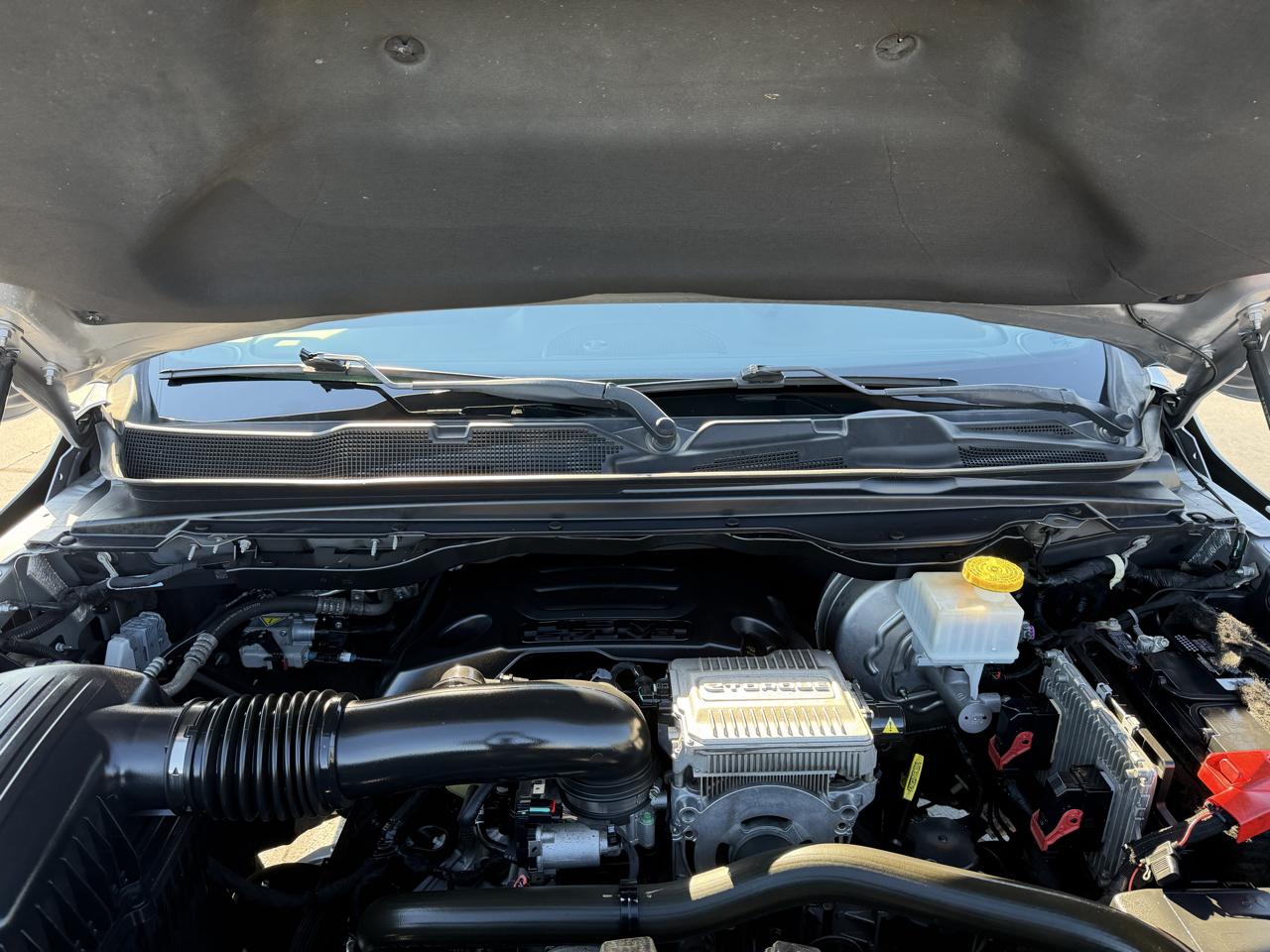 RAM 1500 Lone Star 4x4 Crew Cab 5'7" Box 2022