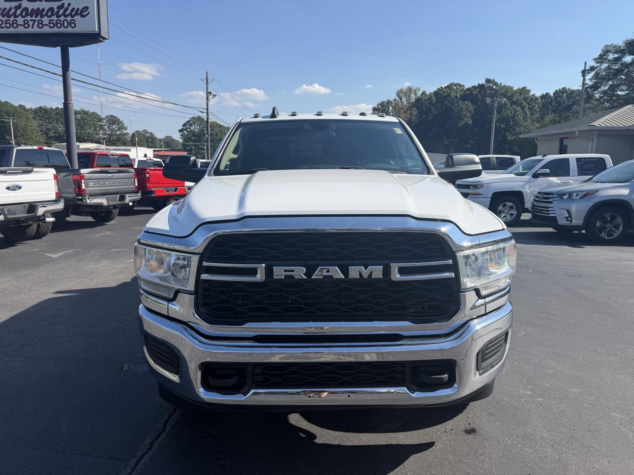 RAM 3500 Chassis Cab Tradesman 4WD Crew Cab 60" CA 172.4" WB 2019