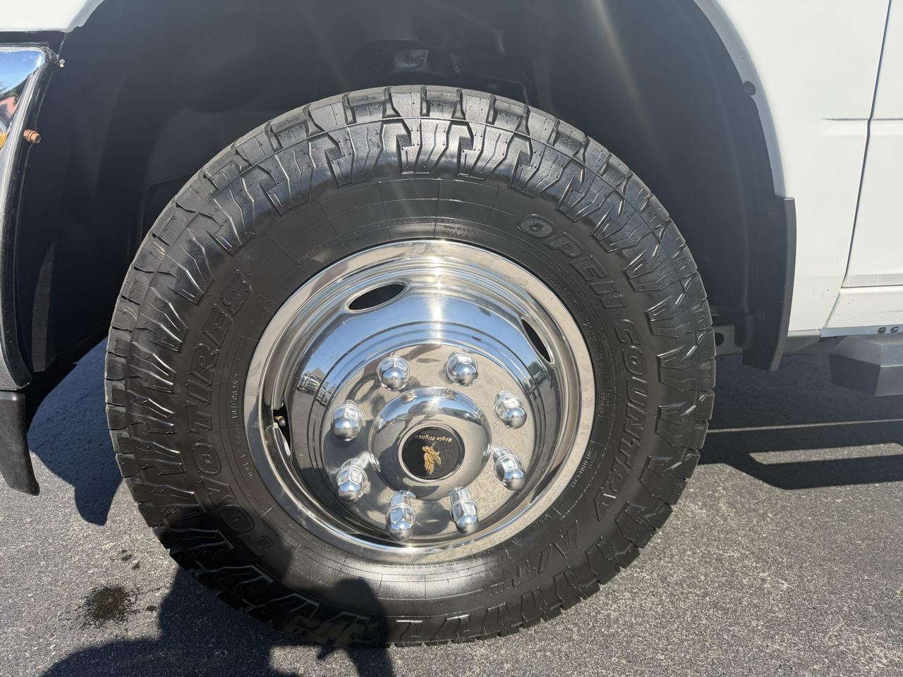 RAM 3500 Chassis Cab Tradesman 4WD Crew Cab 60" CA 172.4" WB 2019