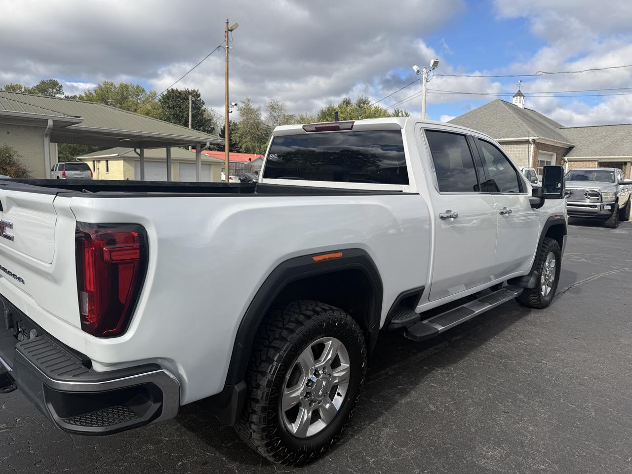 GMC Sierra 2500HD 4WD Crew Cab 159" SLT 2021