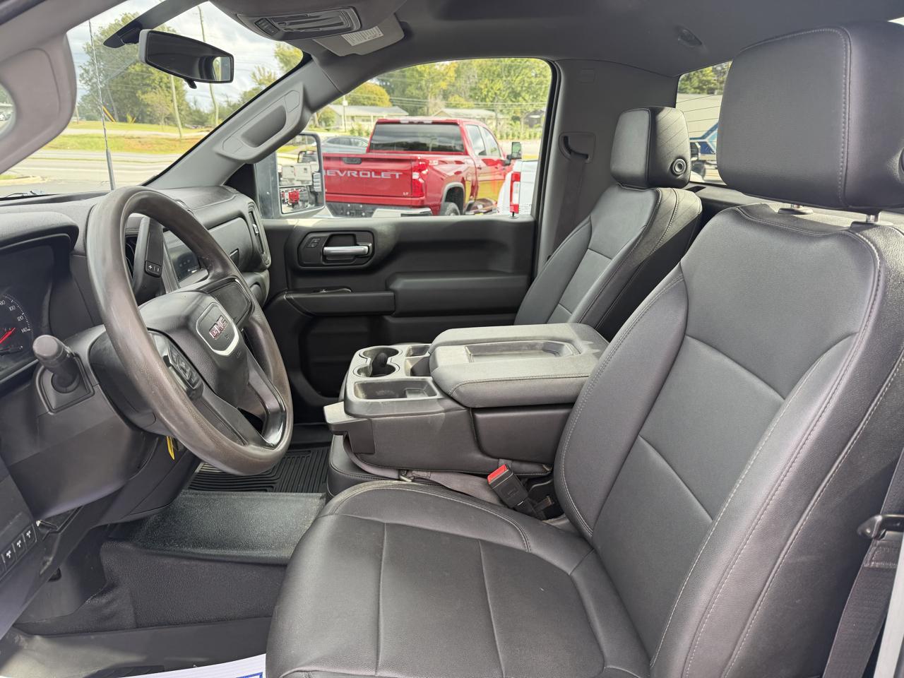 GMC Sierra 3500HD CC 4WD Reg Cab 171" WB, 84.5" CA Pro 2022