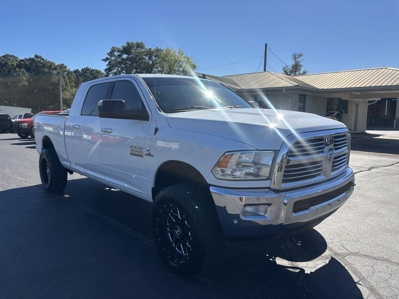 RAM 2500 Big Horn 4x4 Mega Cab 6'4" Box 2017