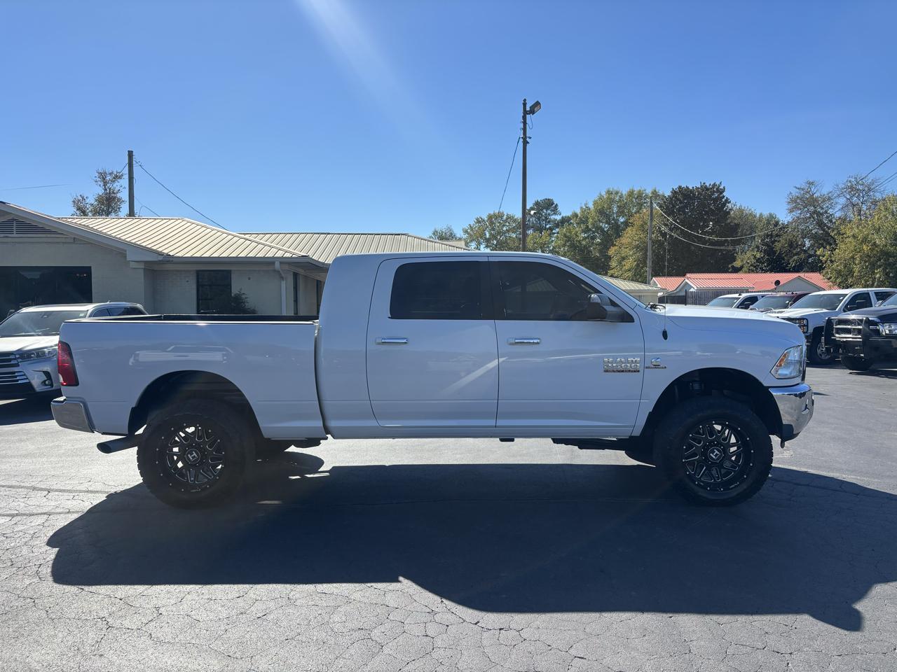 RAM 2500 Big Horn 4x4 Mega Cab 6'4" Box 2017