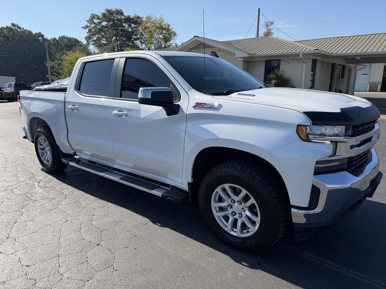 Chevrolet Silverado 1500 LTD 4WD Crew Cab 147" LT w/1LT 2022