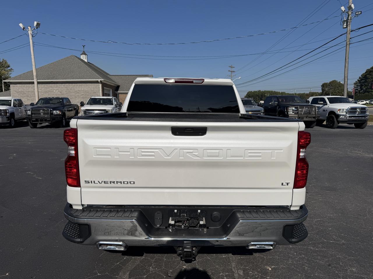 Chevrolet Silverado 1500 LTD 4WD Crew Cab 147" LT w/1LT 2022