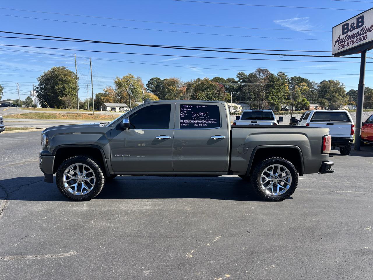 GMC Sierra 1500 4WD Crew Cab 143.5" Denali 2018