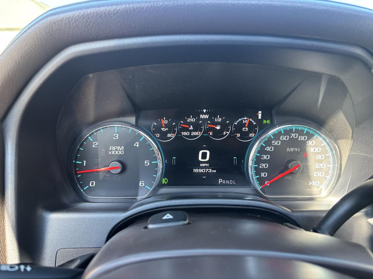 GMC Sierra 1500 4WD Crew Cab 143.5" Denali 2018