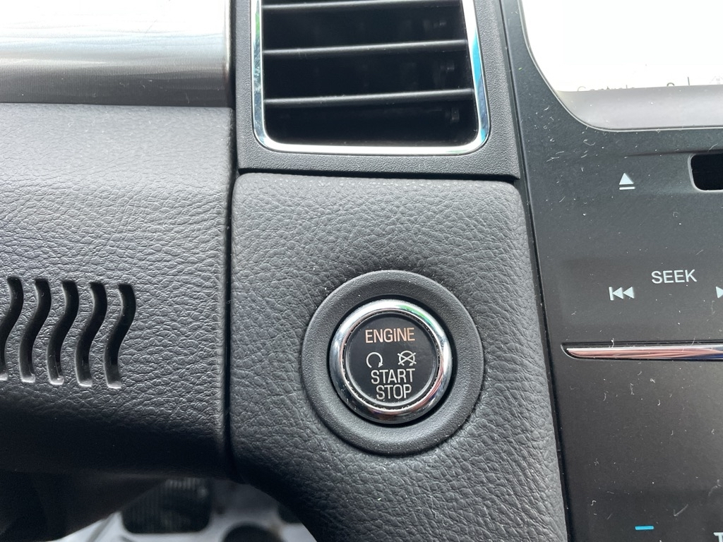 Ford Taurus SEL FWD 2017