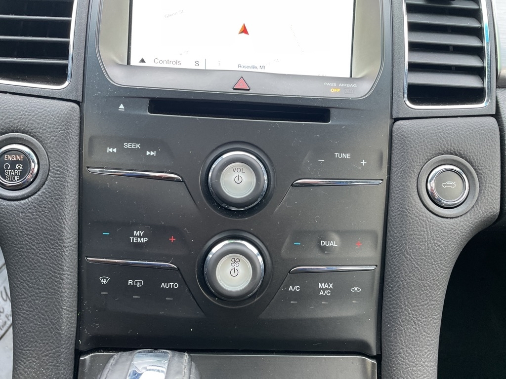 Ford Taurus SEL FWD 2017