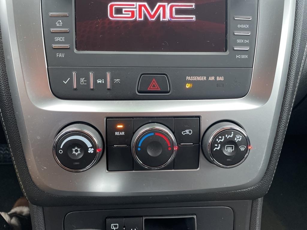 GMC Acadia AWD 4dr SLE w/SLE-1 2016