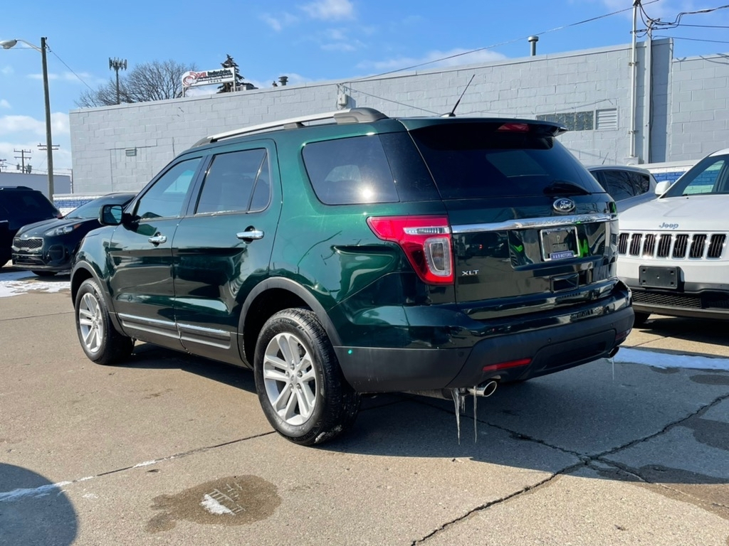 Ford Explorer 4WD 4dr XLT 2013