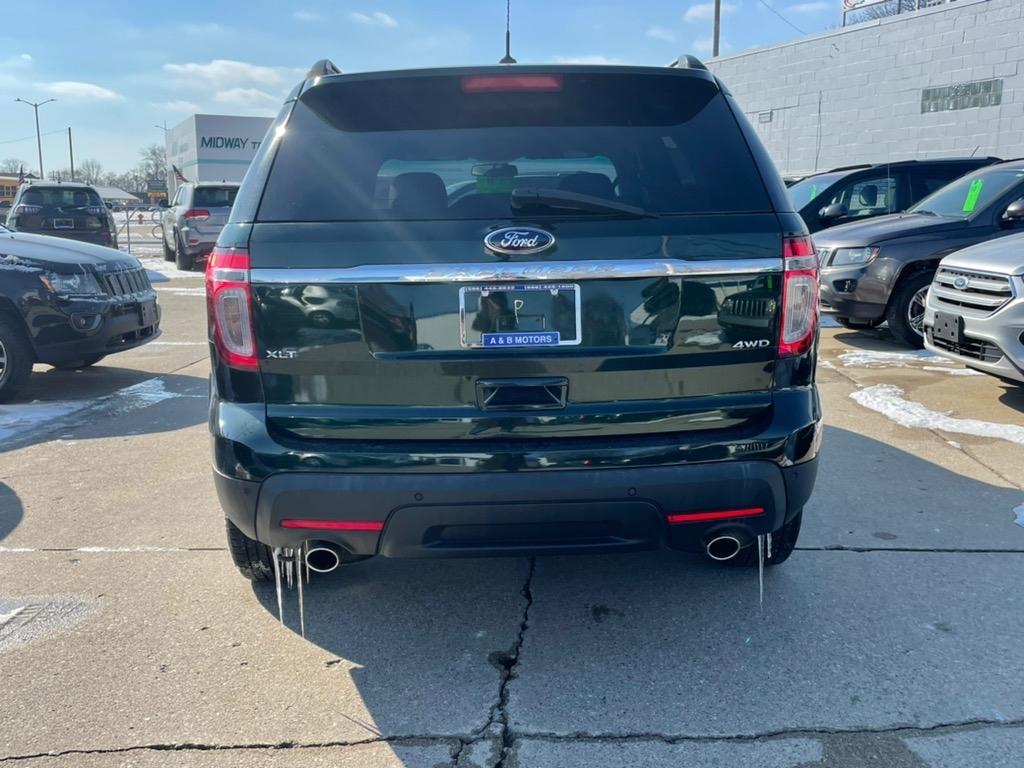 Ford Explorer 4WD 4dr XLT 2013