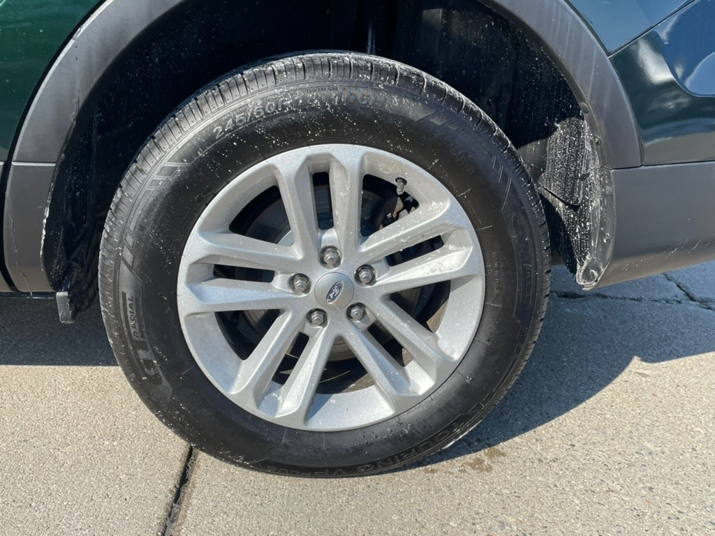 Ford Explorer 4WD 4dr XLT 2013