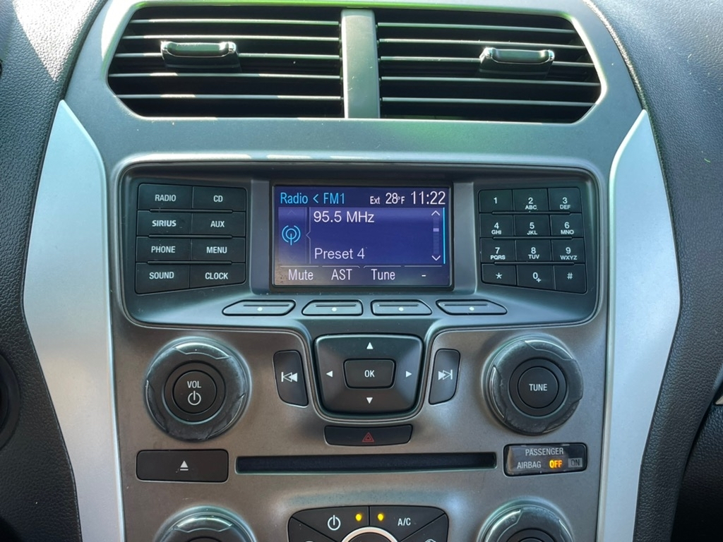 Ford Explorer 4WD 4dr XLT 2013