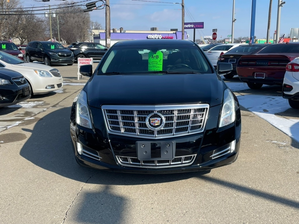 Cadillac XTS 4dr Sdn Luxury AWD 2014