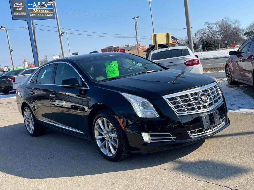 Cadillac XTS 4dr Sdn Luxury AWD 2014