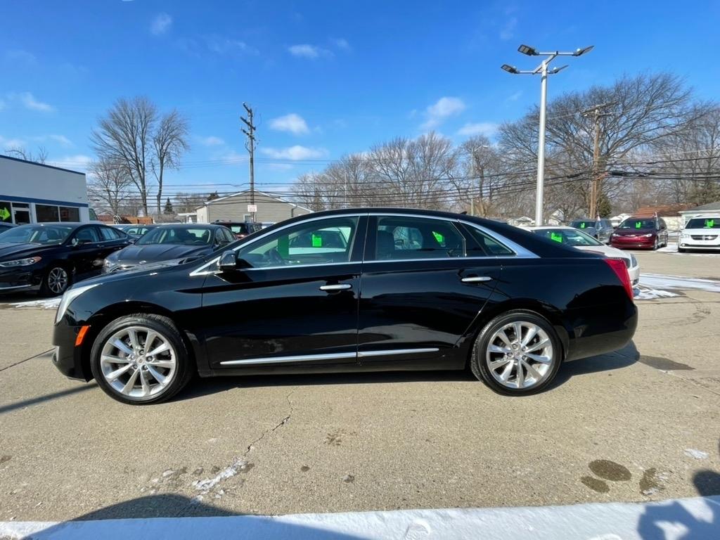 Cadillac XTS 4dr Sdn Luxury AWD 2014