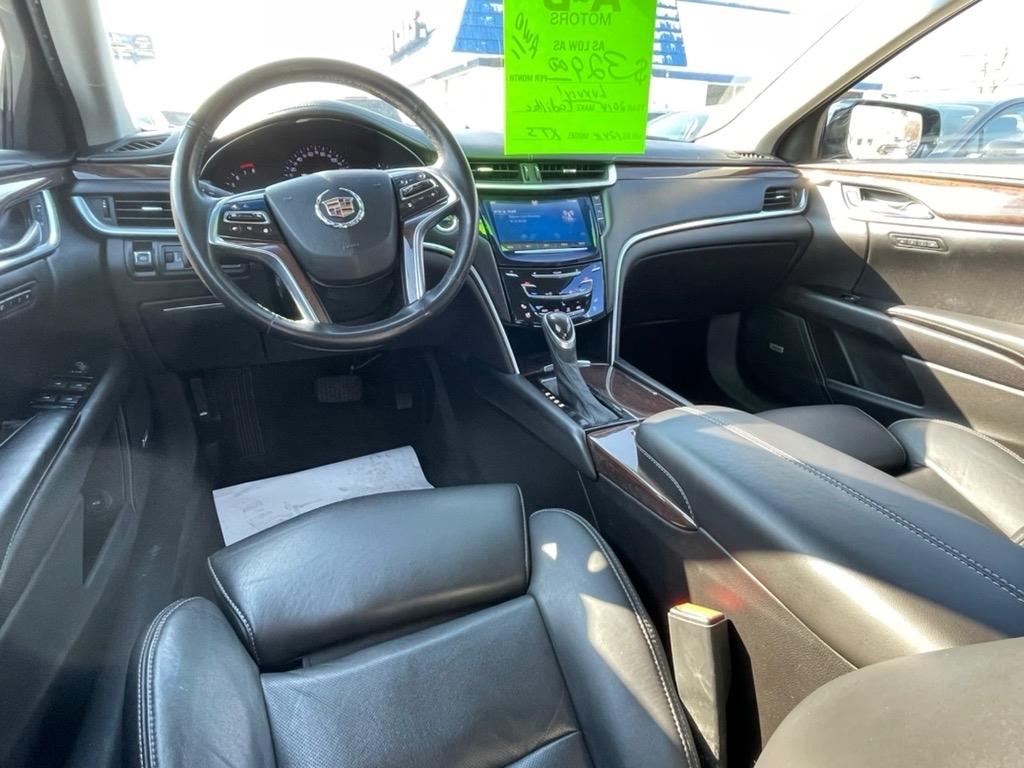 Cadillac XTS 4dr Sdn Luxury AWD 2014