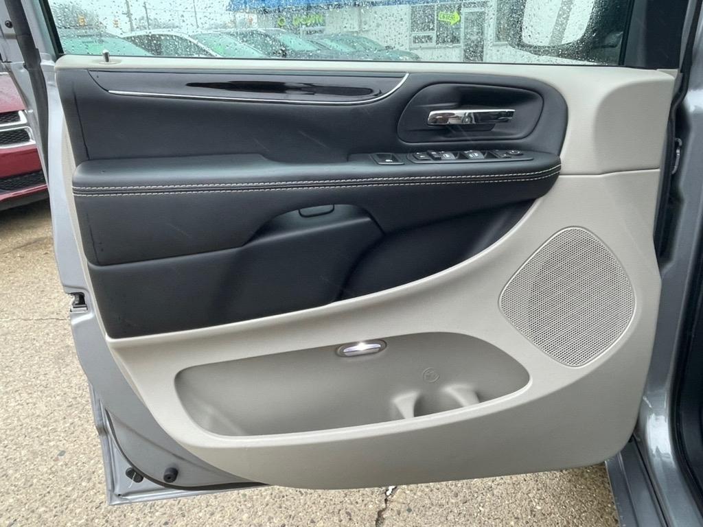 Dodge Grand Caravan SXT Wagon 2020