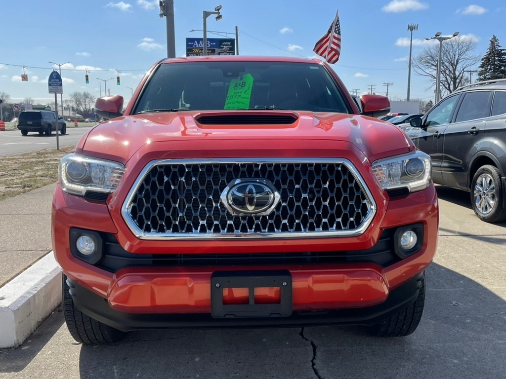 Toyota Tacoma  2018