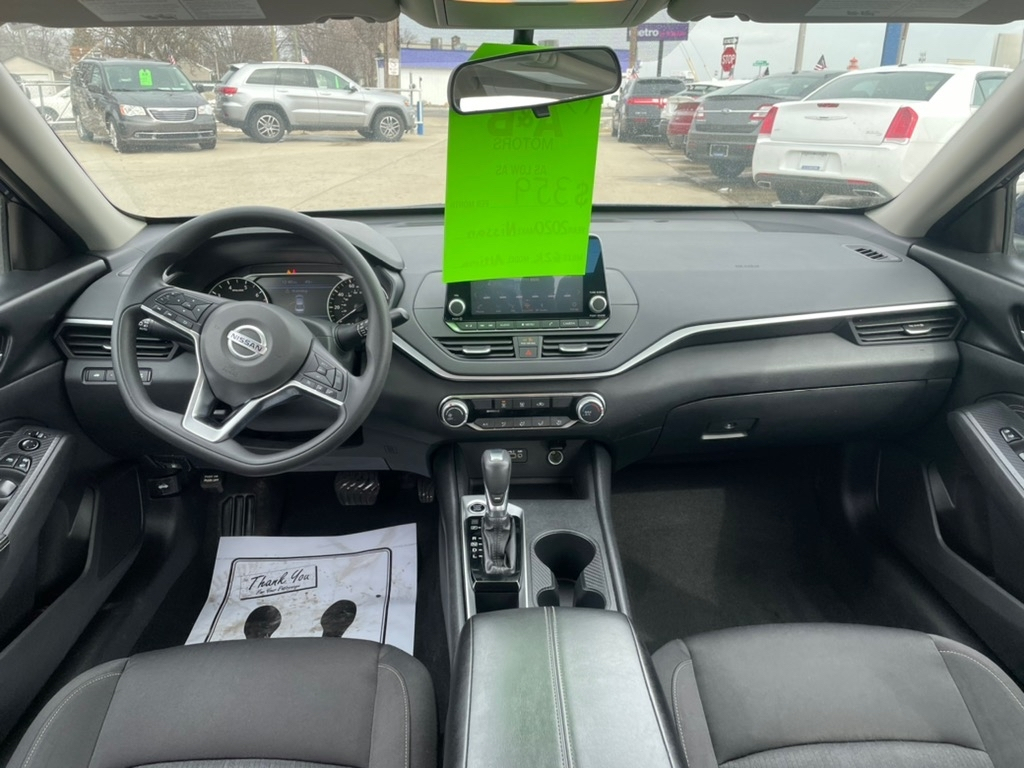 Nissan Altima 2.5 S Sedan 2020