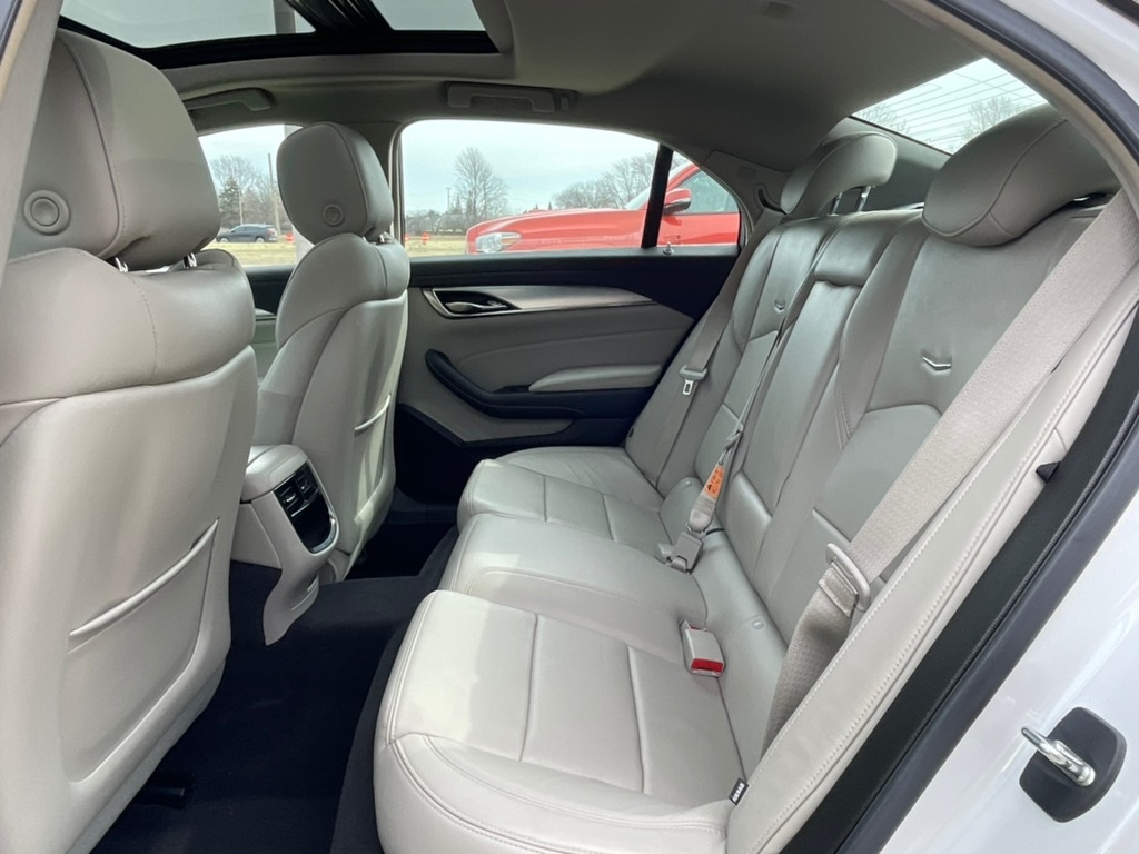 Cadillac CTS Sedan 4dr Sdn 2.0L Turbo AWD 2019