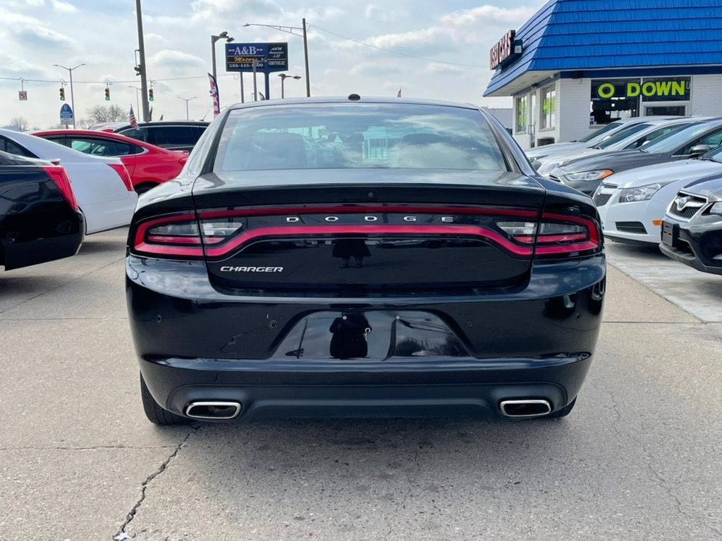 Dodge Charger SXT RWD 2019