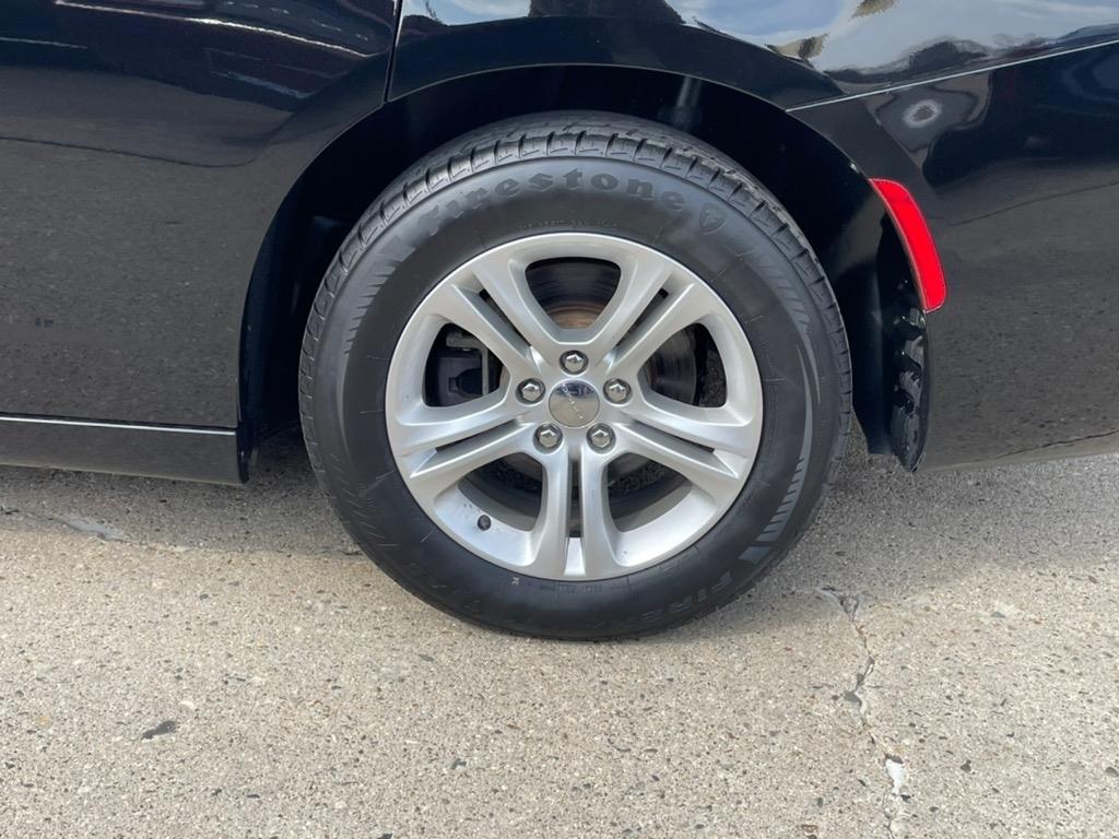 Dodge Charger SXT RWD 2019