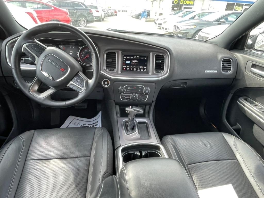 Dodge Charger SXT RWD 2019