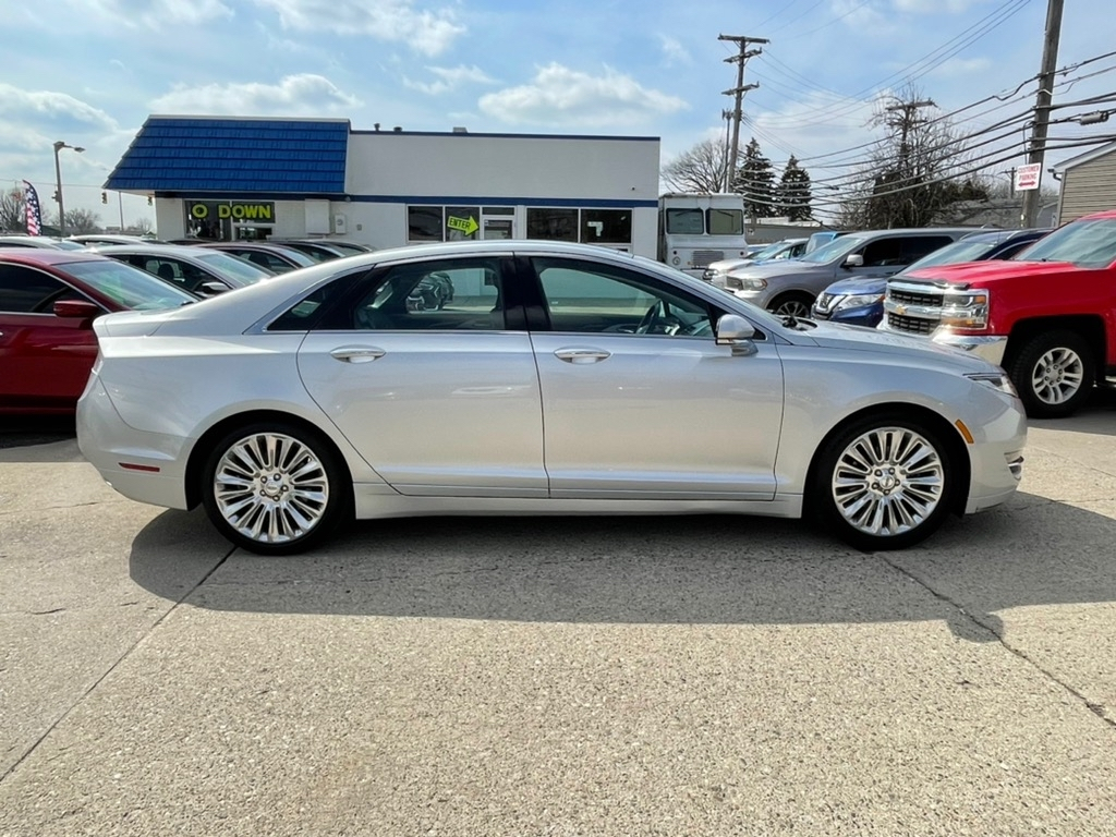 Lincoln MKZ 4dr Sdn FWD 2016