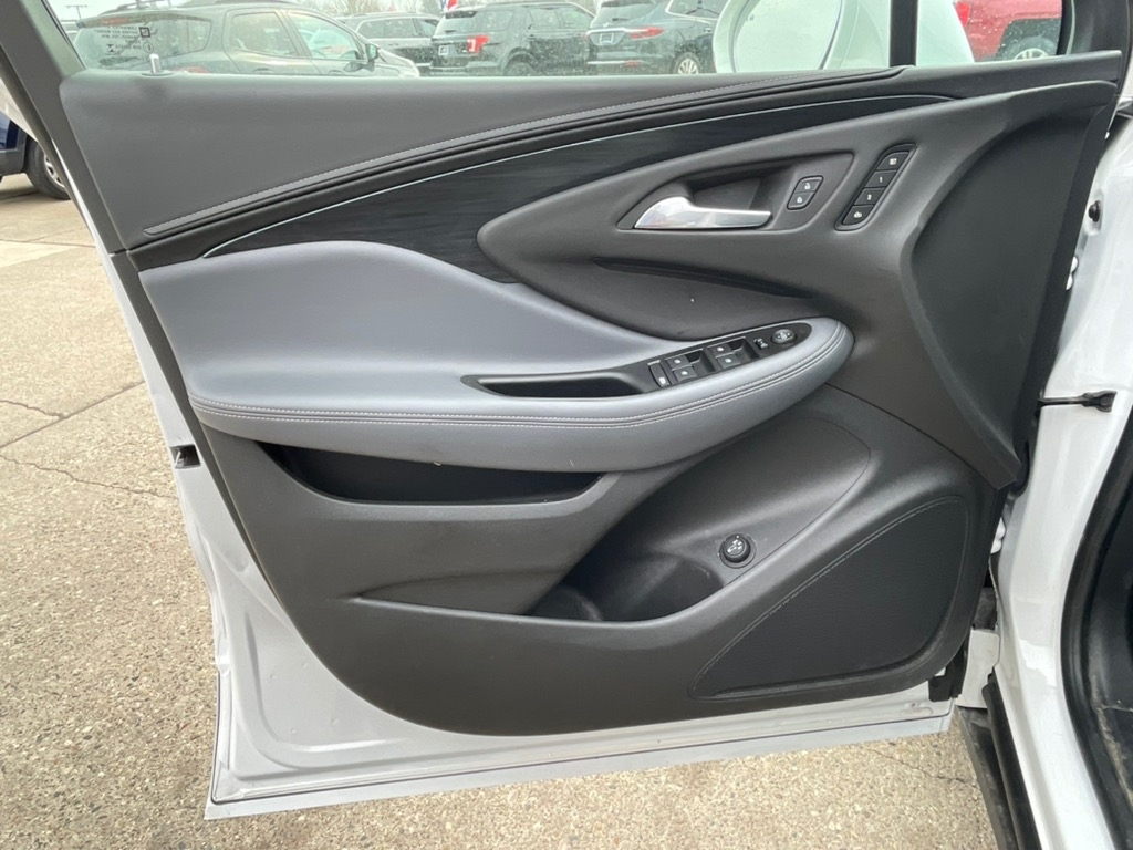 Buick Envision FWD 4dr Essence 2019