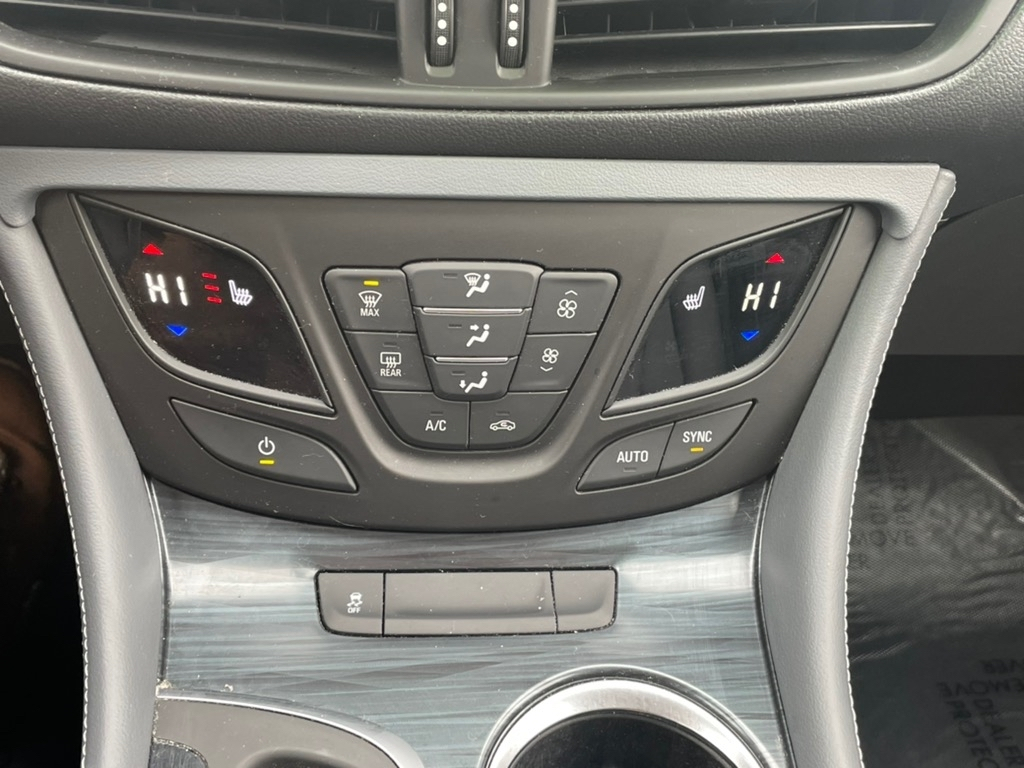 Buick Envision FWD 4dr Essence 2019